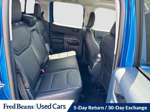 Used 2025 Ford Maverick Lobo AWD/4WD image 36