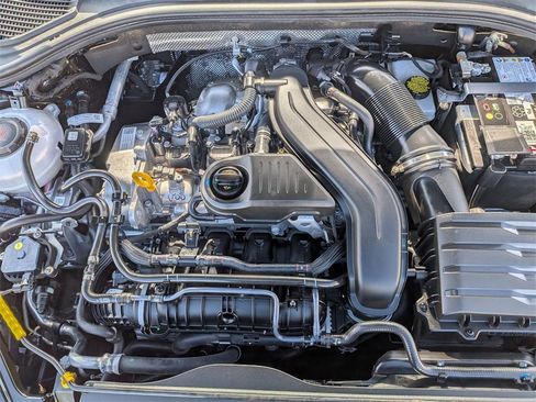 Used 2025 Volkswagen Jetta SE image 35