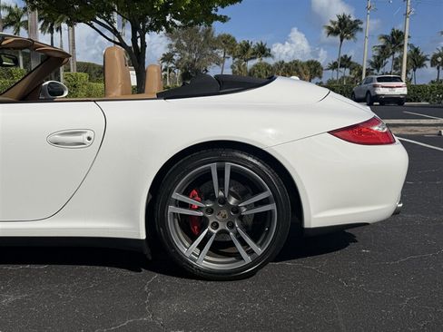 Used 2012 Porsche 911 Carrera 4S AWD/4WD image 27