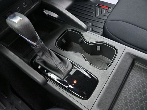 Used 2023 Nissan Frontier SV w/ Midnight Edition Package image 24