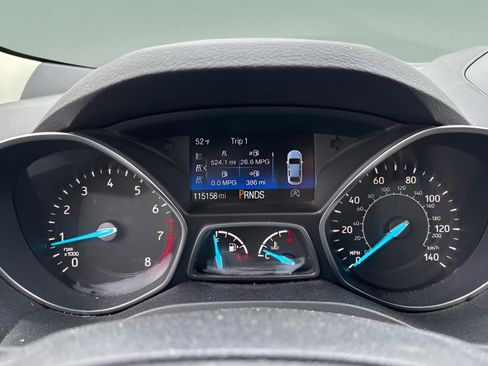 Used 2017 Ford Escape SE image 18