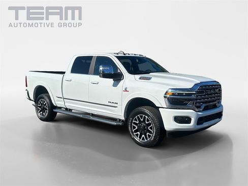 Certified 2025 RAM 2500 Limited w/ Towing Technology Group image 1
