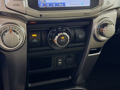 Used 2014 Toyota 4Runner SR5 RWD image 19