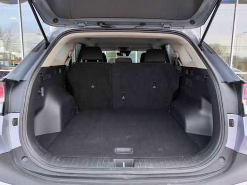Used 2025 Kia Sportage LX image 30