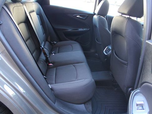 Used 2020 Chevrolet Malibu LT image 22