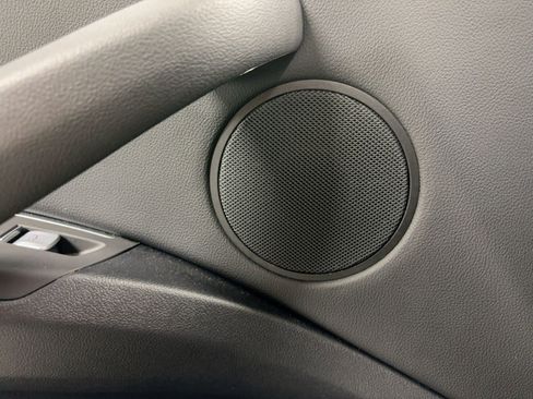 Used 2025 BMW X4 xDrive30i image 21