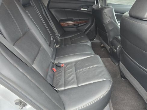 Used 2012 Honda Crosstour EX-L image 19