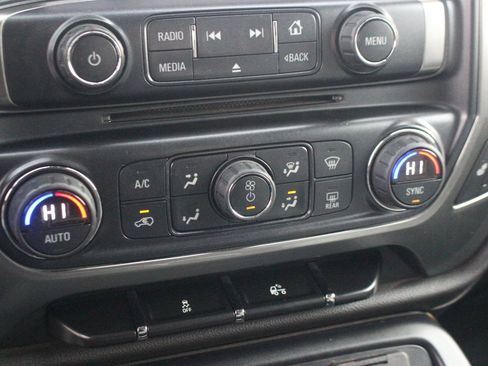 Used 2014 Chevrolet Silverado 1500 LTZ image 28