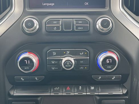 Used 2022 GMC Sierra 1500 SLE image 4