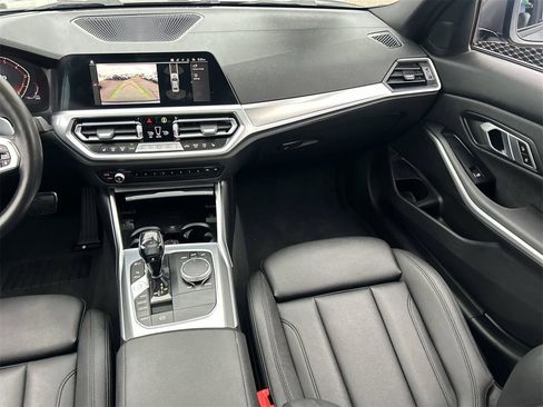 Used 2020 BMW 330i xDrive Sedan w/ M Sport Package image 13