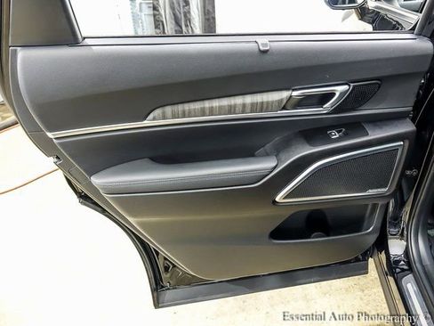 Used 2023 Kia Telluride SX image 24