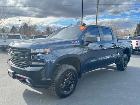 Used 2021 Chevrolet Silverado 1500 LT Trail Boss w/ LPO, Dark Essentials Package image 11