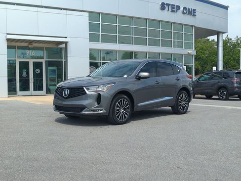 Used 2025 Acura RDX SH-AWD w/ Advance Package image 2