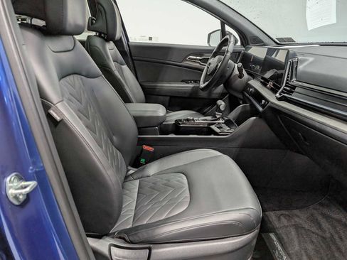 Used 2025 Kia Sportage X-Line w/ Premium Package image 40