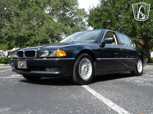 Used 1995 BMW 740iL image 14