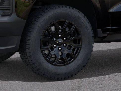 New 2026 Chevrolet Colorado W/T w/ WT Custom Package RWD image 9