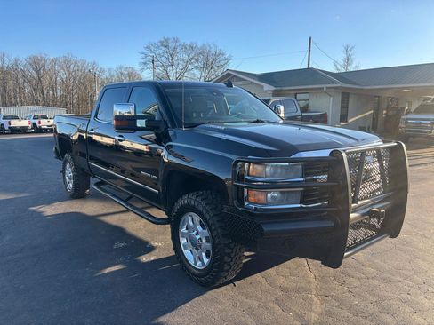 Used 2015 Chevrolet Silverado 2500 LTZ w/ Duramax Plus Package image 3