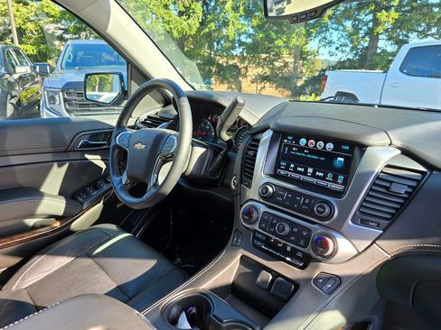 Used 2020 Chevrolet Tahoe LT w/ Luxury Package image 45