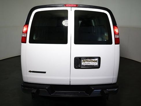 Used 2025 Chevrolet Express 2500 w/ Driver Convenience Package RWD image 10