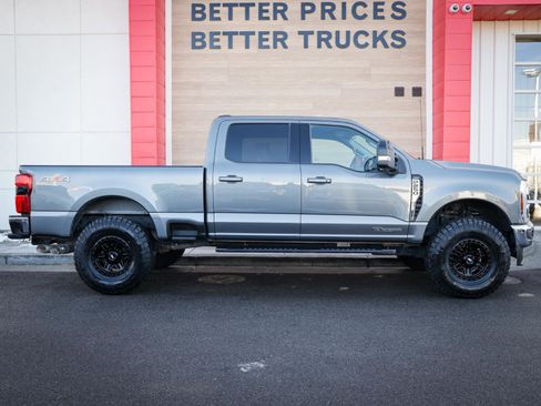 Used 2024 Ford F250 Lariat image 2