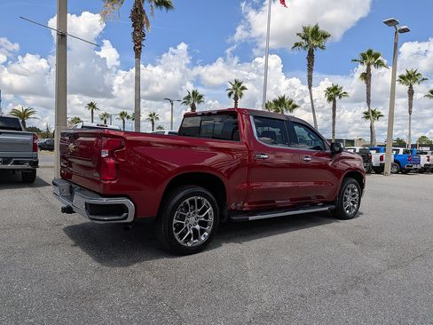 Certified 2025 Chevrolet Silverado 1500 High Country AWD/4WD image 3