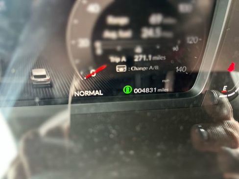 Used 2025 Acura ADX A-Spec image 16