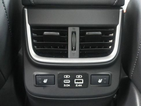 Used 2025 Subaru Outback Limited image 20