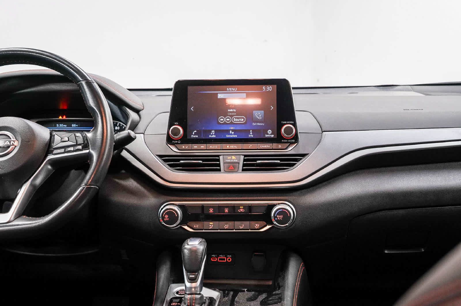Used 2024 Nissan Altima 2.5 SR FWD image 13