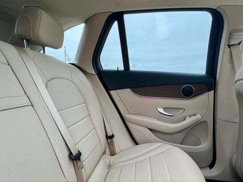 Certified 2022 Mercedes-Benz GLC 300 4MATIC image 34