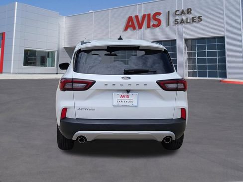 Used 2025 Ford Escape Active FWD image 5