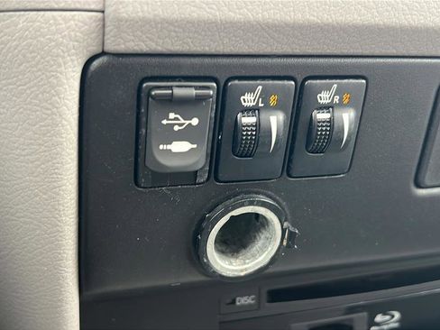 Used 2017 Toyota Sienna XLE Premium w/ Protection Package AWD/4WD image 24