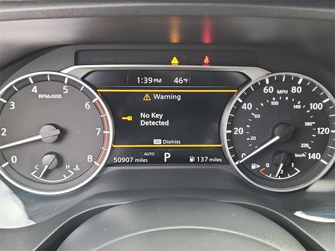 Used 2024 Nissan Rogue SV image 14