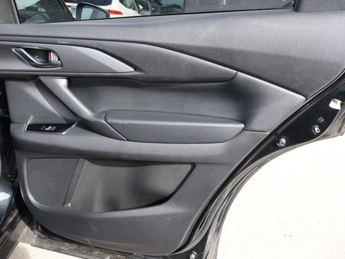 Used 2023 MAZDA CX-9 Touring image 12