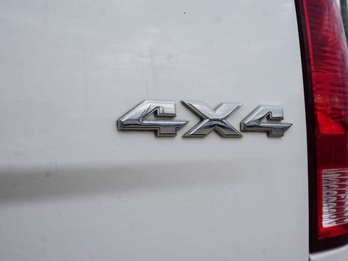 Used 2019 RAM 1500 Classic SLT AWD/4WD image 7