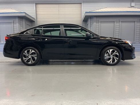 Certified 2025 Subaru Legacy image 8