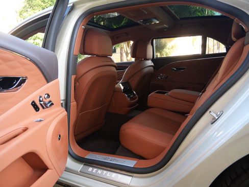 Used 2020 Bentley Flying Spur W12 w/ First Edition Specification image 20