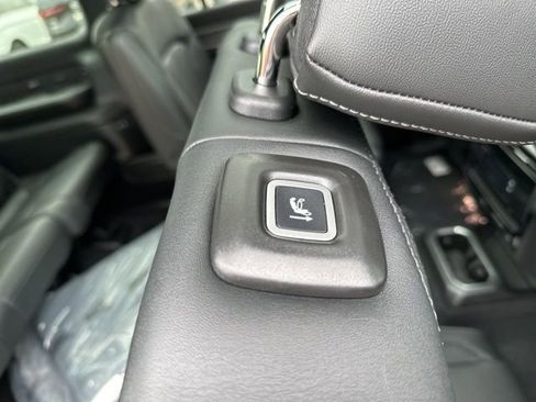 New 2026 Jeep Grand Wagoneer L 4WD image 20