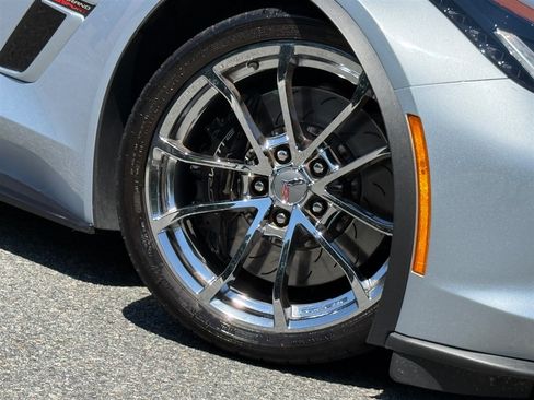 Used 2017 Chevrolet Corvette Grand Sport RWD image 35