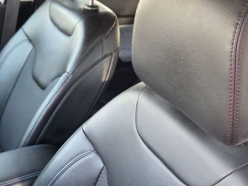 Certified 2022 Jeep Compass Latitude image 16