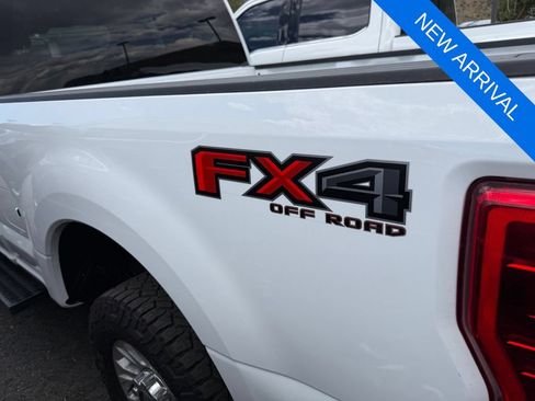 Used 2020 Ford F350 XLT w/ Camper Package AWD/4WD image 7