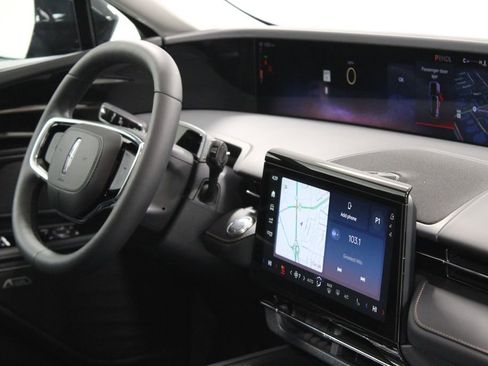 New 2026 Lincoln Nautilus Reserve w/ Jet Appearance Package image 31