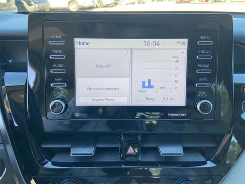 Used 2024 Toyota Camry SE image 20