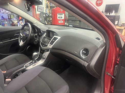 Used 2013 Chevrolet Cruze LT w/ All-Star Edition image 20