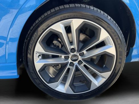 Used 2020 Audi Q3 2.0T Premium Plus w/ Premium Plus Package image 34