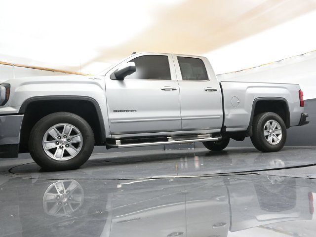 Used 2018 GMC Sierra 1500 SLE w/ SLE Value Package AWD/4WD image 31