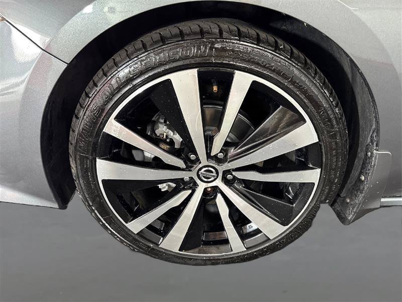Used 2020 Nissan Altima 2.5 SR FWD image 22