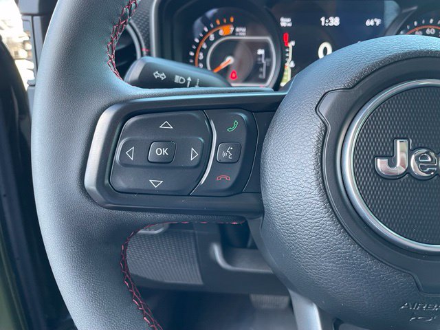 Used 2024 Jeep Wrangler Unlimited Rubicon AWD/4WD image 15