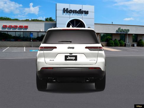 New 2025 Jeep Grand Cherokee L Limited w/ Black Appearance Package image 6