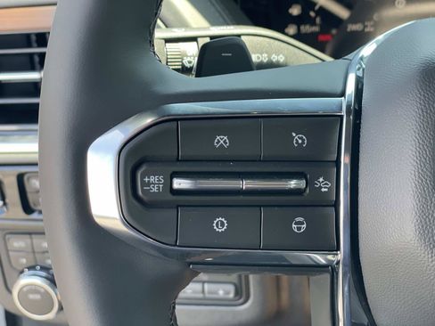 New 2026 GMC Yukon XL Denali w/ Advanced Technology Package AWD/4WD image 11