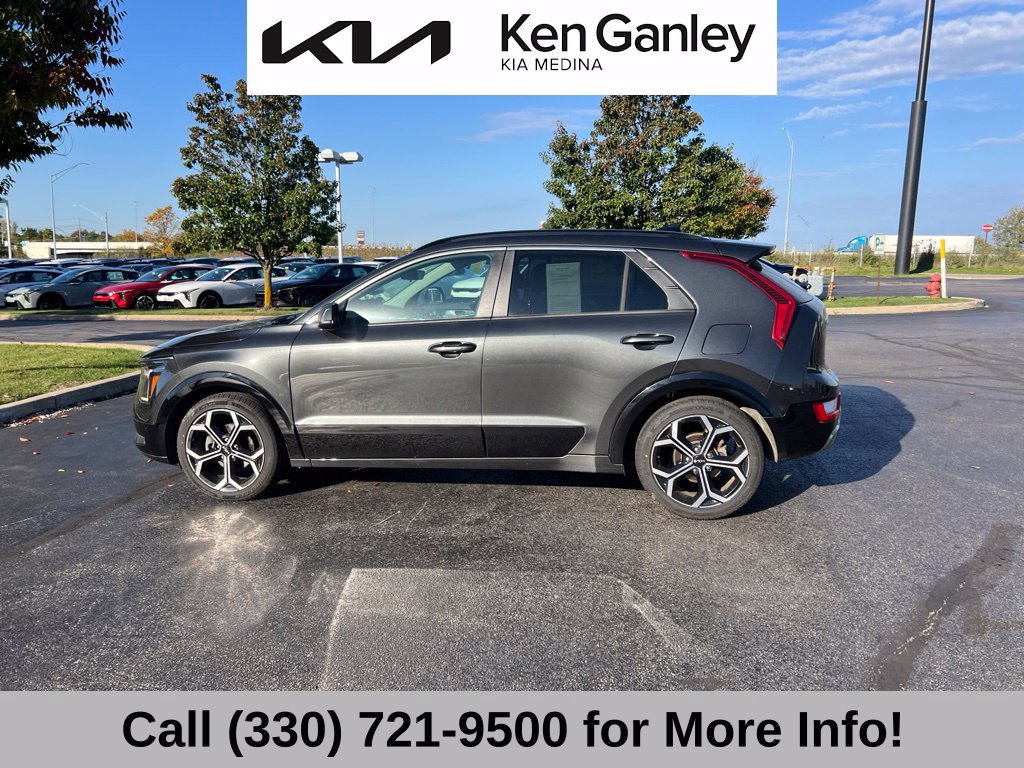 Used 2023 Kia Niro EX Touring FWD image 8
